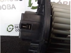 Recambio de motor calefaccion para iveco daily caja cerrada (2006 =>) 2.3 diesel cat referencia OEM IAM  06-11 - SIN.CLIMA 2.PIN 2