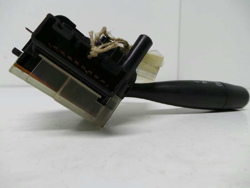 Recambio de mando limpia para toyota yaris (ncp1/nlp1/scp1) 1.3 cat referencia OEM IAM 173647  