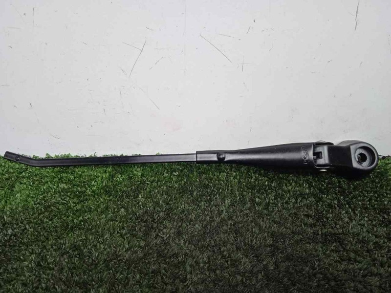 Recambio de brazo limpia delantero derecho para land rover 88 2.3d referencia OEM IAM 551230-551230E3 DOGA 