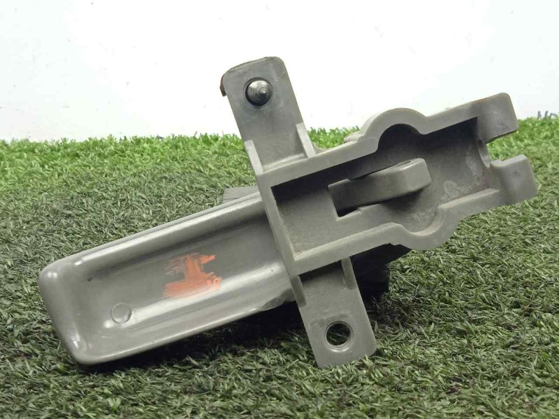 Recambio de maneta interior delantera izquierda para isuzu n-serie referencia OEM IAM 8978666021  