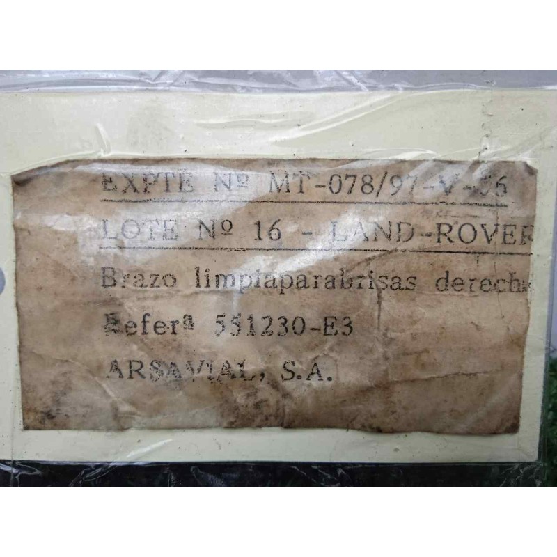 Recambio de brazo limpia delantero derecho para land rover 88 2.3d referencia OEM IAM 551230-551230E3 DOGA 