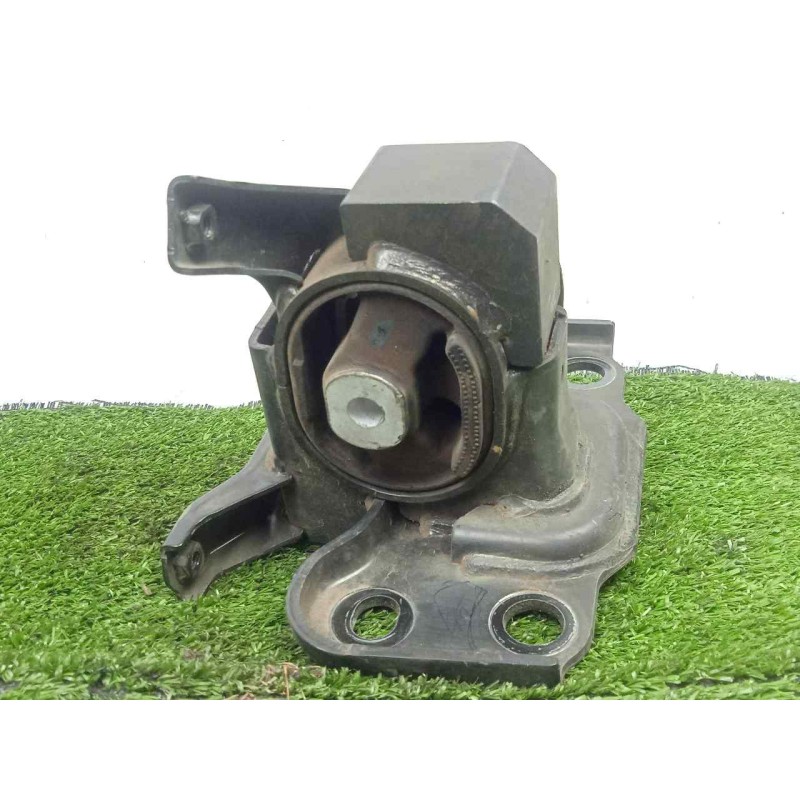 Recambio de soporte motor izquierdo para toyota auris 1.4 turbodiesel cat referencia OEM IAM 123720N100  