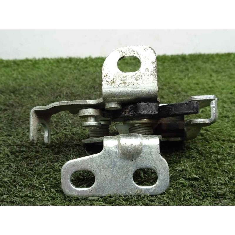 Recambio de cerradura maletero / porton para iveco daily furgón 2.3 diesel referencia OEM IAM SINREFERENCIA  