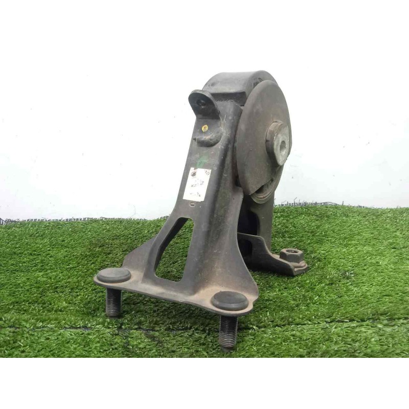 Recambio de soporte motor trasero para toyota auris 1.4 turbodiesel cat referencia OEM IAM 123710T200  