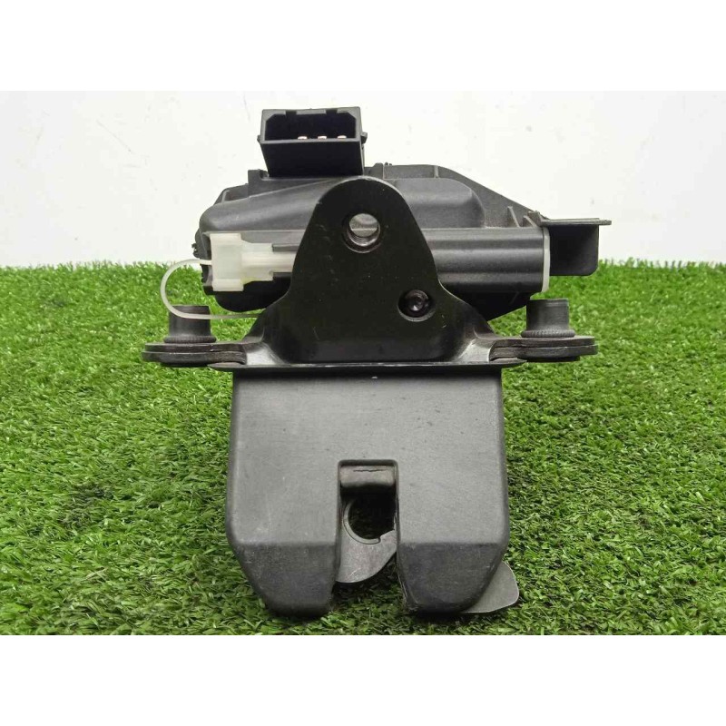 Recambio de cerradura maletero / porton para skoda fabia (5j2 ) 1.2 referencia OEM IAM 5J0827501B  3.PINES