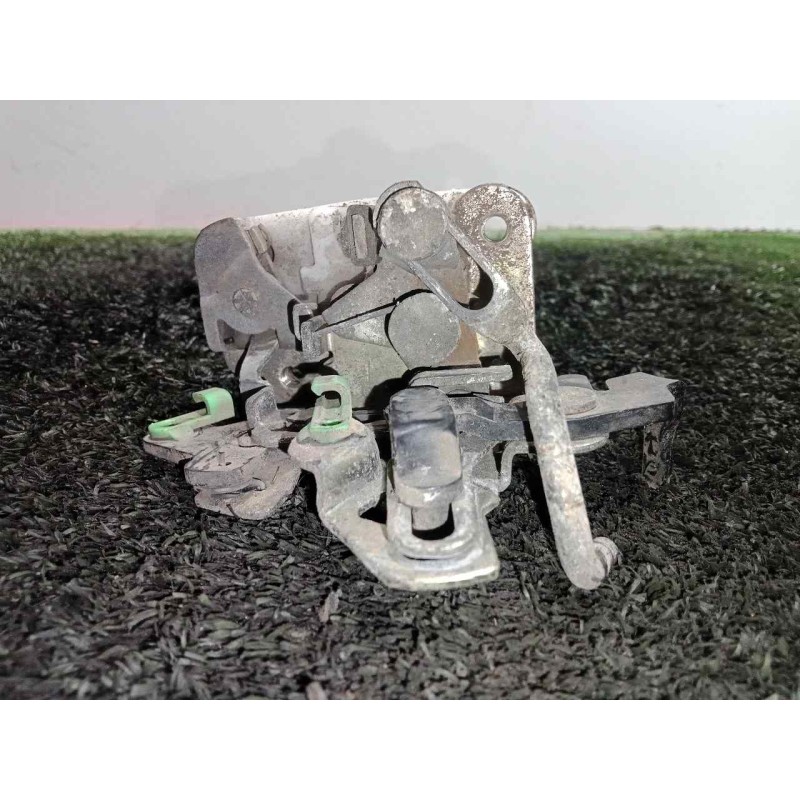 Recambio de cerradura puerta trasera izquierda para opel frontera a 2.3 turbodiesel referencia OEM IAM  FRONTERA.A 