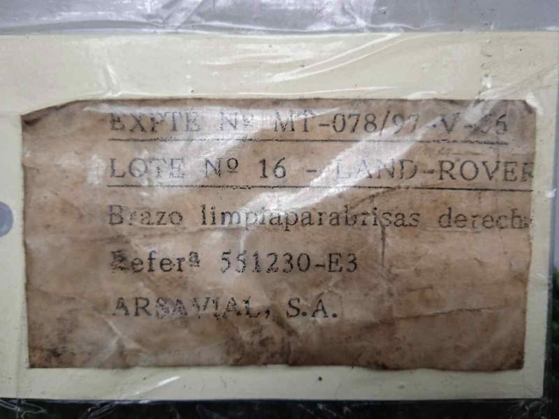 Recambio de brazo limpia delantero derecho para land rover 88 2.3d referencia OEM IAM 551230-551230E3 DOGA 