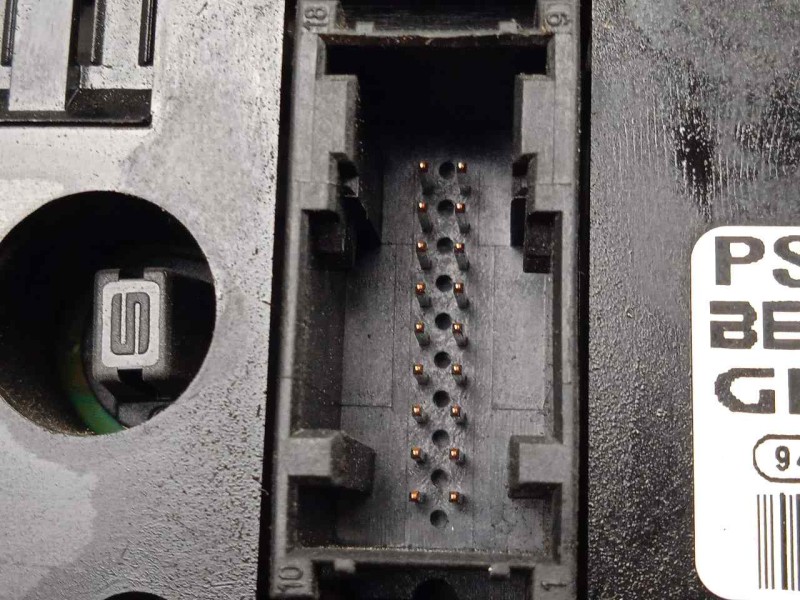 Recambio de mando climatizador para peugeot 206 sw 2.0 hdi cat referencia OEM IAM 96430550XT-B111501-9140010483  