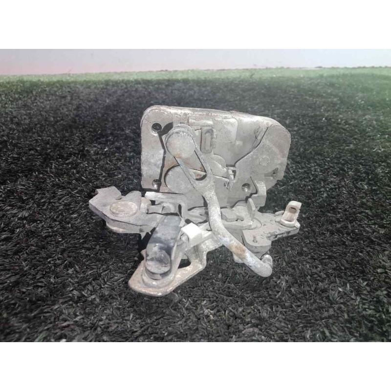 Recambio de cerradura puerta trasera derecha para opel frontera a 2.3 turbodiesel referencia OEM IAM  FRONTERA.A 