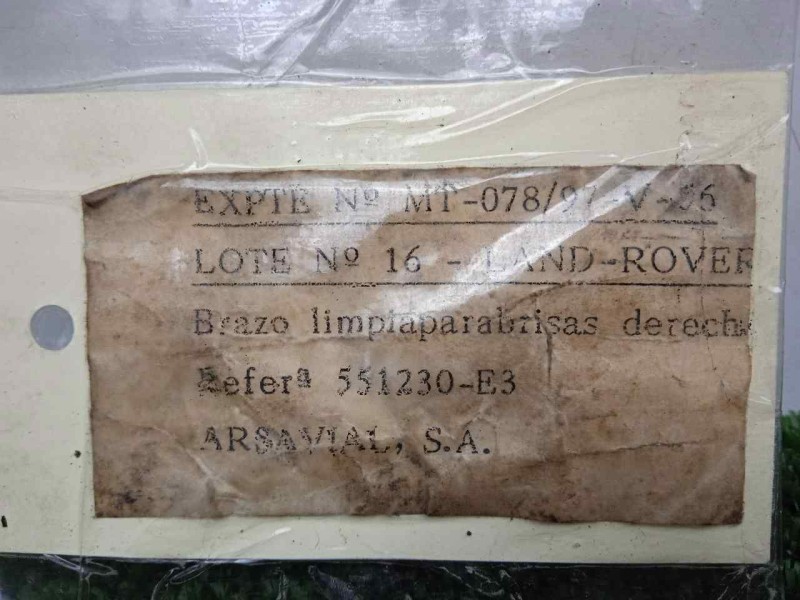 Recambio de brazo limpia delantero derecho para land rover 88 2.3d referencia OEM IAM 551230-551230E3 DOGA 