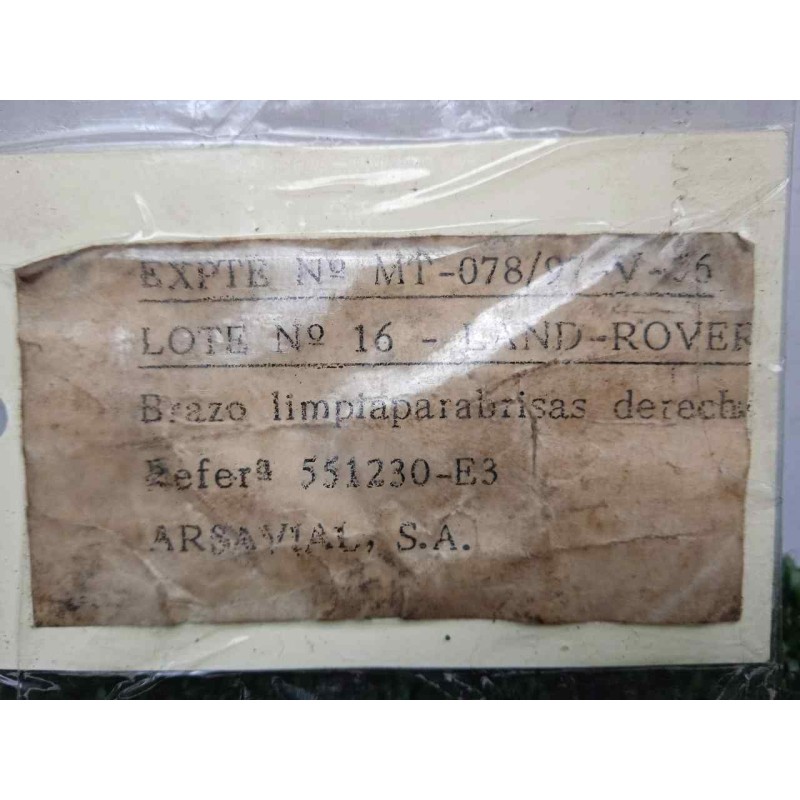 Recambio de brazo limpia delantero derecho para land rover 88 2.3d referencia OEM IAM 551230-551230E3 DOGA 