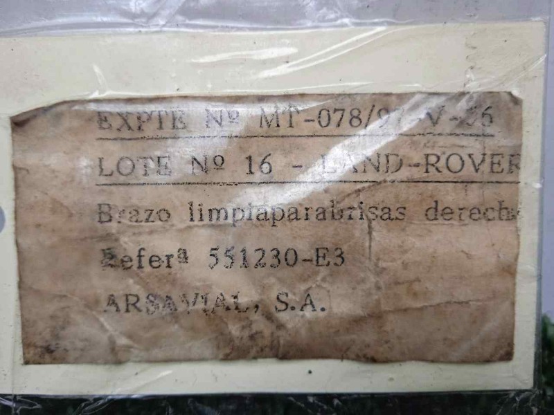 Recambio de brazo limpia delantero derecho para land rover 88 2.3d referencia OEM IAM 551230-551230E3 DOGA 