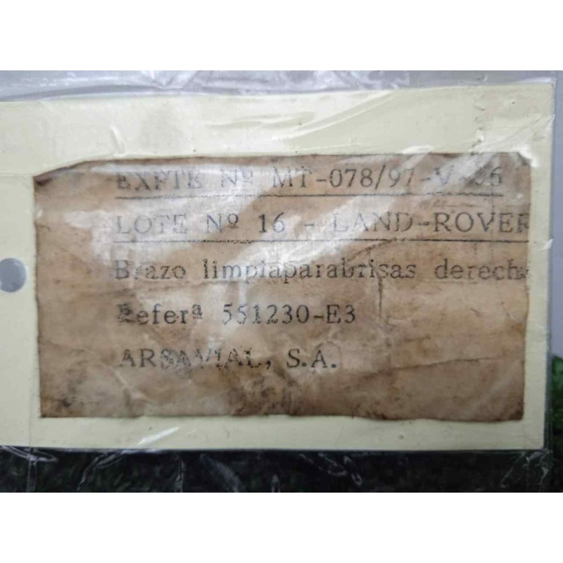 Recambio de brazo limpia delantero derecho para land rover 88 2.3d referencia OEM IAM 551230-551230E3 DOGA 
