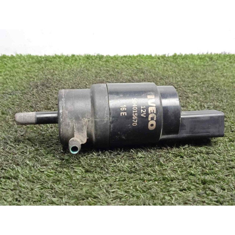 Recambio de bomba limpia para iveco daily furgón 2.3 diesel cat referencia OEM IAM 504015670 2.PINES 