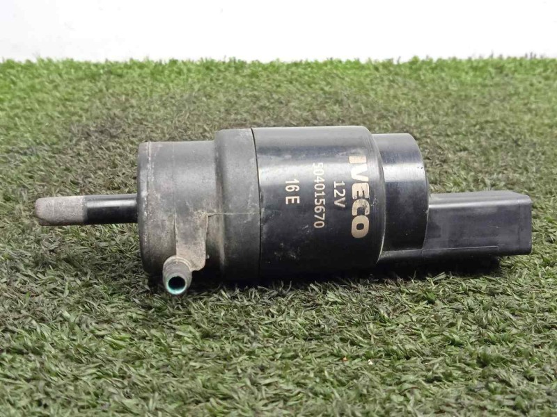 Recambio de bomba limpia para iveco daily furgón 2.3 diesel cat referencia OEM IAM 504015670 2.PINES 