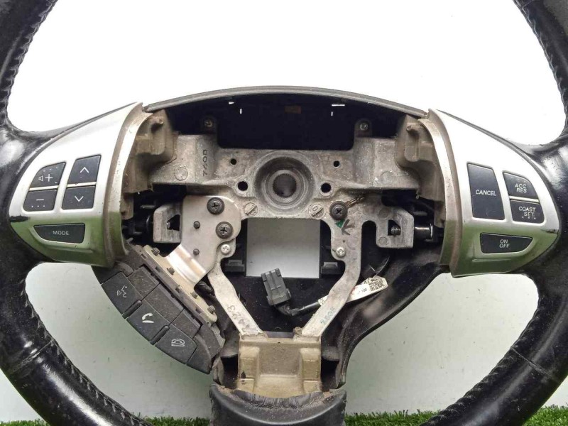 Recambio de volante para mitsubishi outlander (cw0) 2.0 di-d cat referencia OEM IAM 4400A243XA CUERO NEGRO