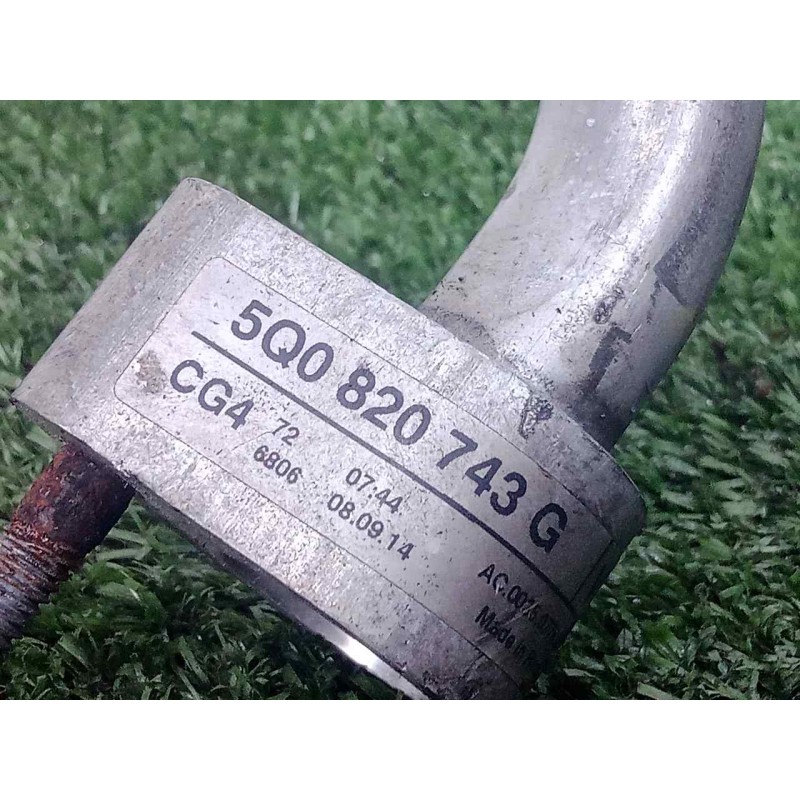 Recambio de tubos aire acondicionado para audi a3 sedán(8vs) 2.0 16v tdi referencia OEM IAM 5Q0820743G  