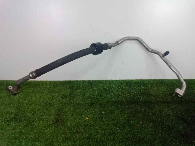Recambio de tubos aire acondicionado para audi a3 sedán(8vs) 2.0 16v tdi referencia OEM IAM 5Q0820743G  