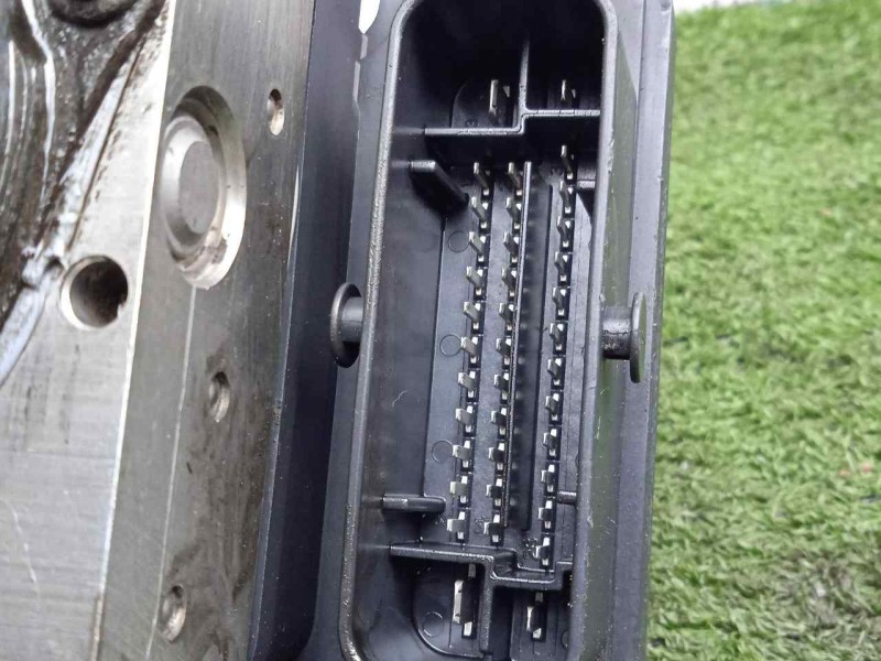 Recambio de abs para iveco daily furgón 2.3 diesel cat referencia OEM IAM 0265956214-0265243239-5801815699 BOSCH 