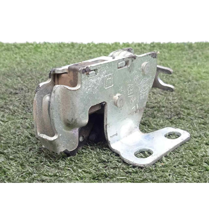 Recambio de cerradura maletero / porton para iveco daily furgón 2.3 diesel referencia OEM IAM SINREFERENCIA  