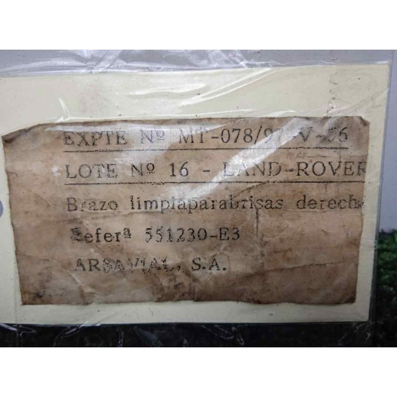 Recambio de brazo limpia delantero derecho para land rover 88 2.3d referencia OEM IAM 551230-551230E3 DOGA 