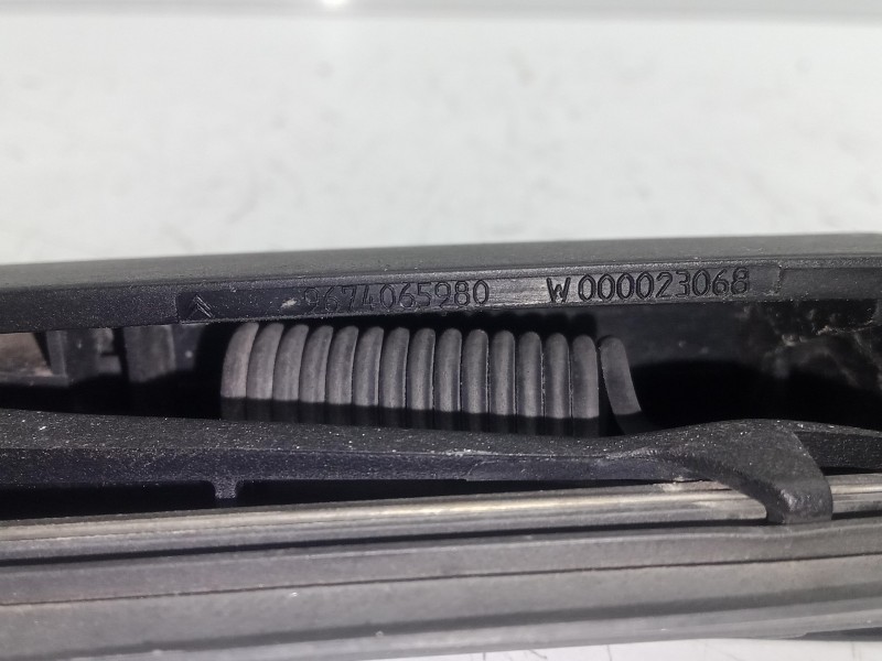 Recambio de brazo limpia trasero para citroën c4 lim. 1.6 hdi fap referencia OEM IAM 9674065980-W000023068  