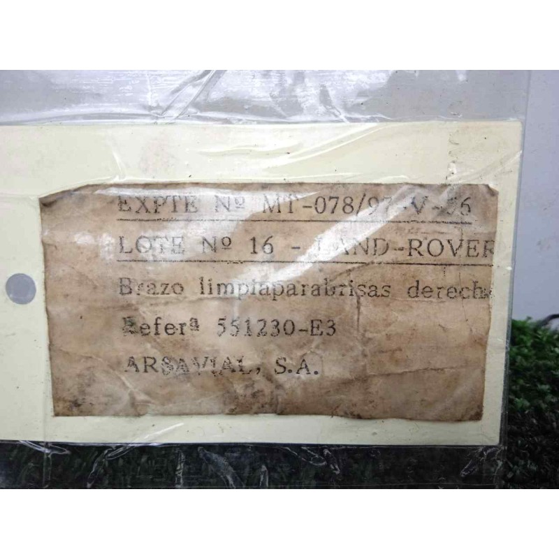 Recambio de brazo limpia delantero derecho para land rover 88 2.3d referencia OEM IAM 551230-551230E3 DOGA 