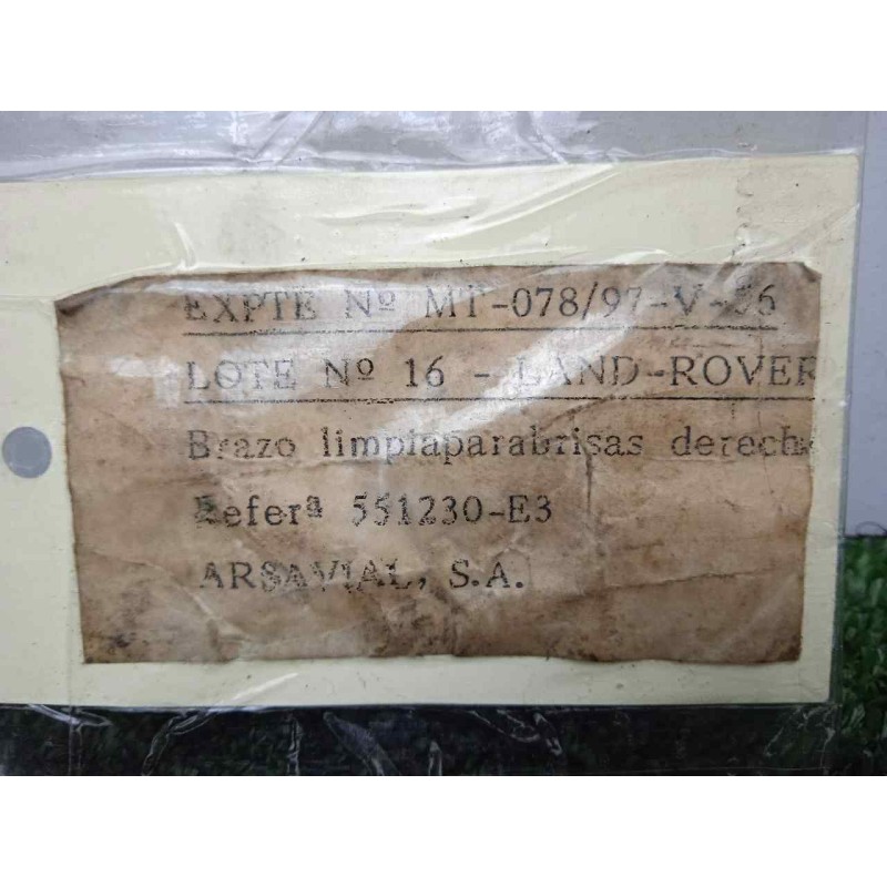 Recambio de brazo limpia delantero derecho para land rover 88 2.3d referencia OEM IAM 551230-551230E3 DOGA 