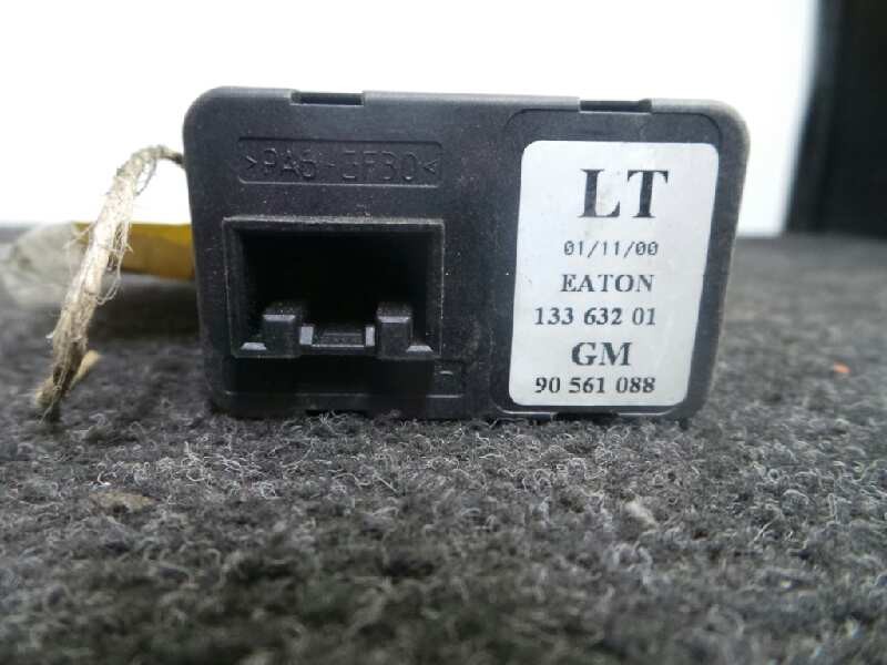 Recambio de mando elevalunas delantero izquierdo para opel astra g berlina 2.0 dti referencia OEM IAM   6 PINES