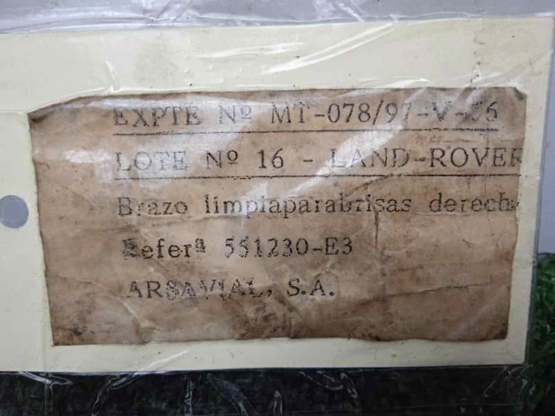 Recambio de brazo limpia delantero derecho para land rover 88 2.3d referencia OEM IAM 551230-551230E3 DOGA 