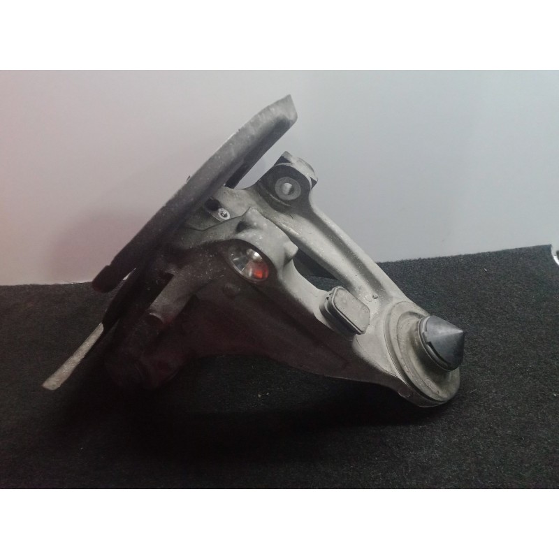 Recambio de mangueta trasera izquierda para bmw x5 (e70) 3.0 turbodiesel cat referencia OEM IAM 6770983  