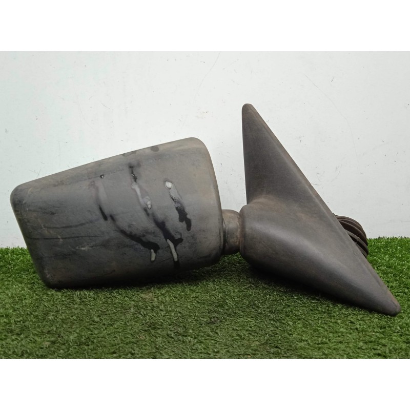 Recambio de retrovisor derecho para citroën ax referencia OEM IAM  MANUAL NEGRO.PLASTICO