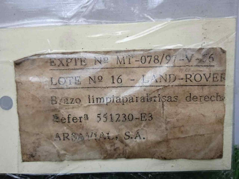 Recambio de brazo limpia delantero derecho para land rover 88 2.3d referencia OEM IAM 551230-551230E3 DOGA 