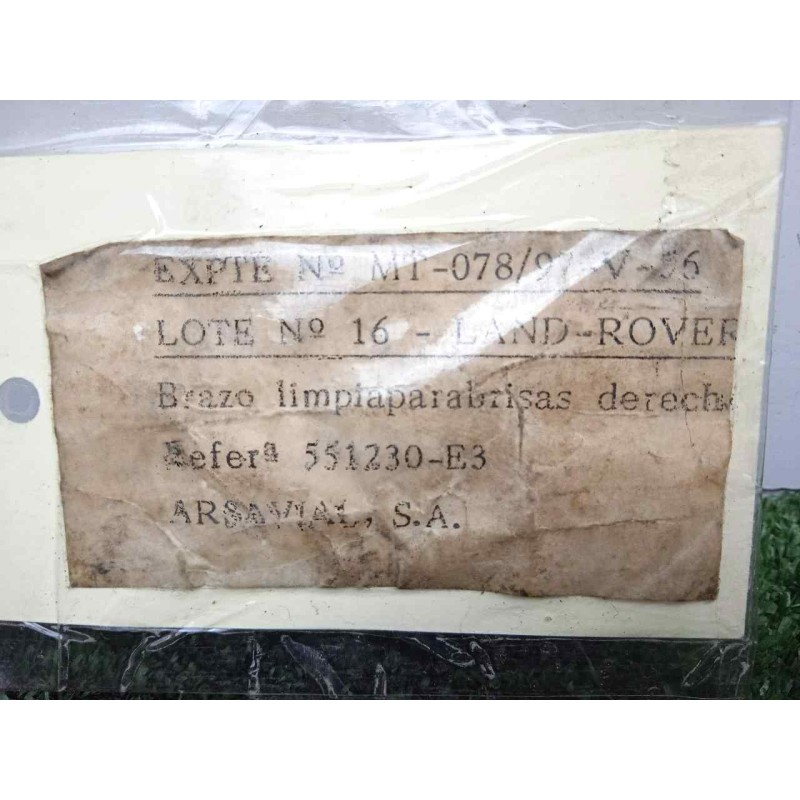 Recambio de brazo limpia delantero derecho para land rover 88 2.3d referencia OEM IAM 551230-551230E3 DOGA 