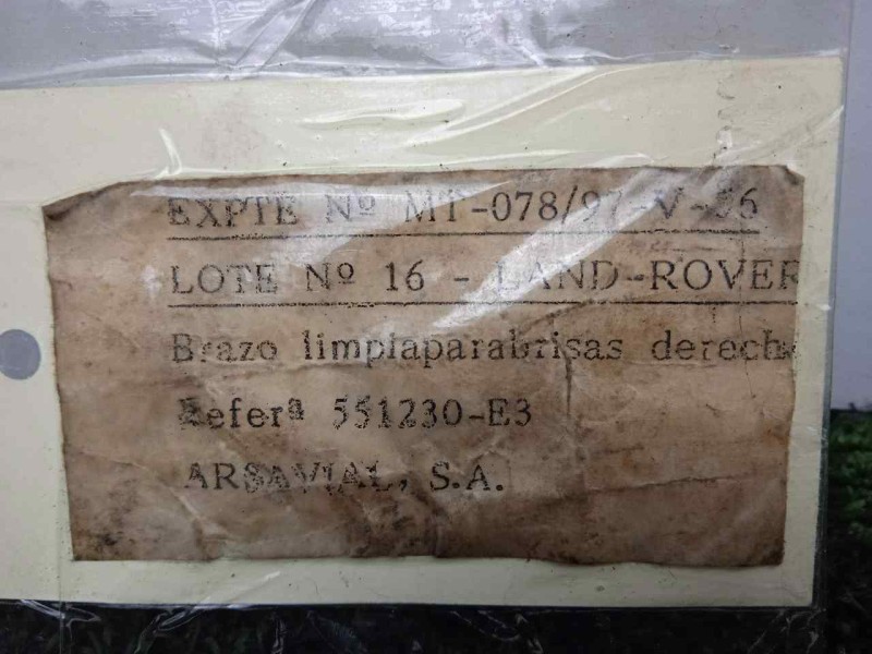 Recambio de brazo limpia delantero derecho para land rover 88 2.3d referencia OEM IAM 551230-551230E3 DOGA 