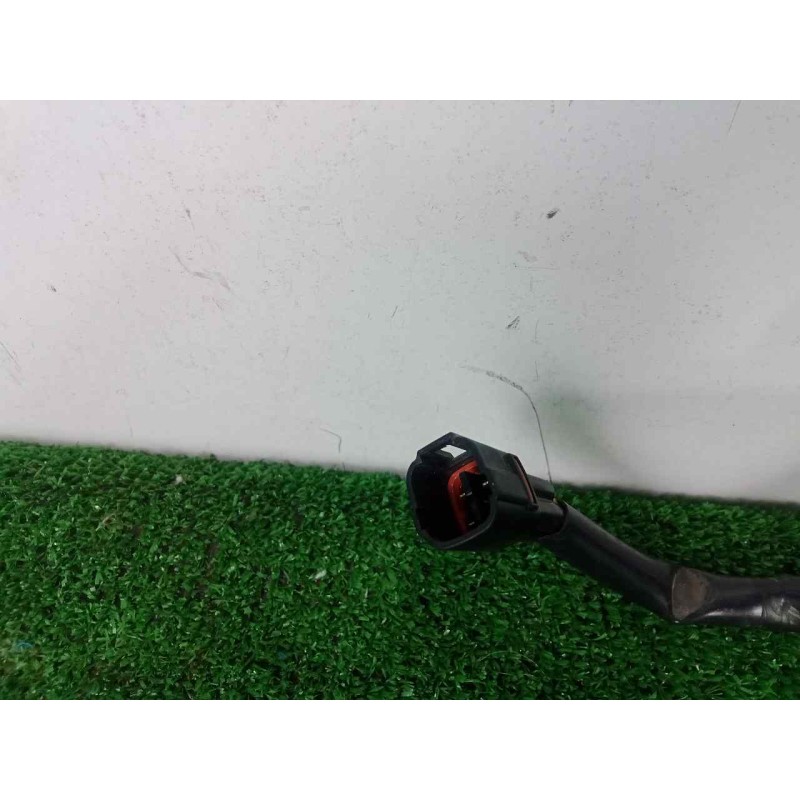 Recambio de estribo para yamaha fjr 1300 referencia OEM IAM B882740E00 SOPORTE DERECHO SOPORTE ESTRIBO