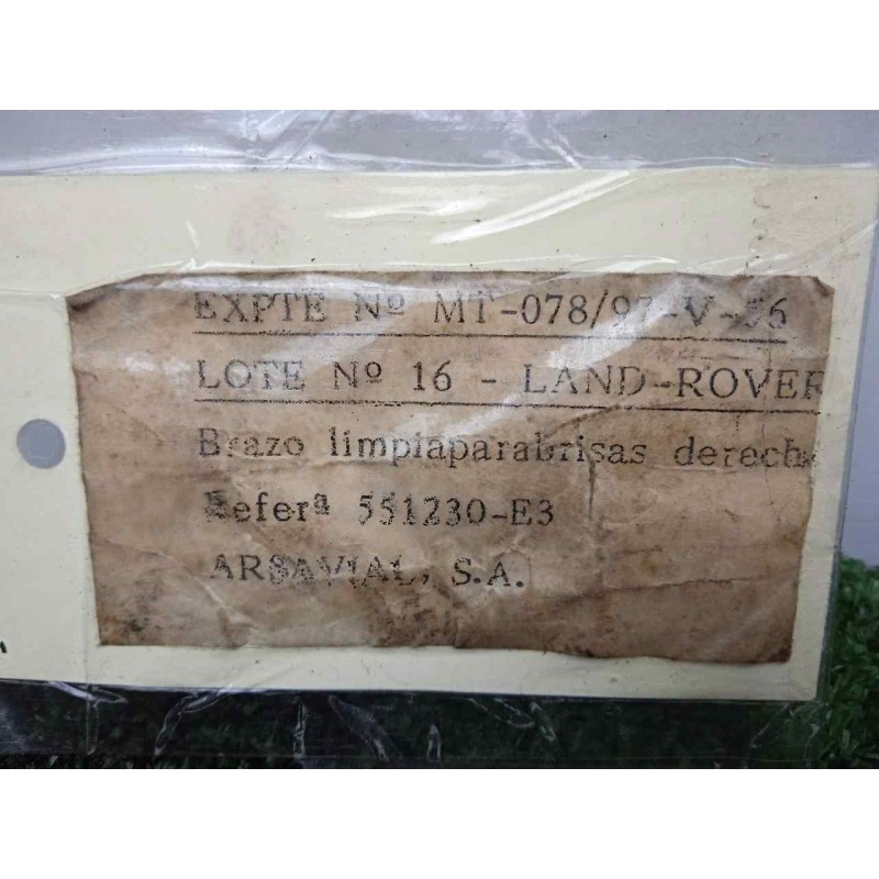 Recambio de brazo limpia delantero derecho para land rover 88 2.3d referencia OEM IAM 551230-551230E3 DOGA 