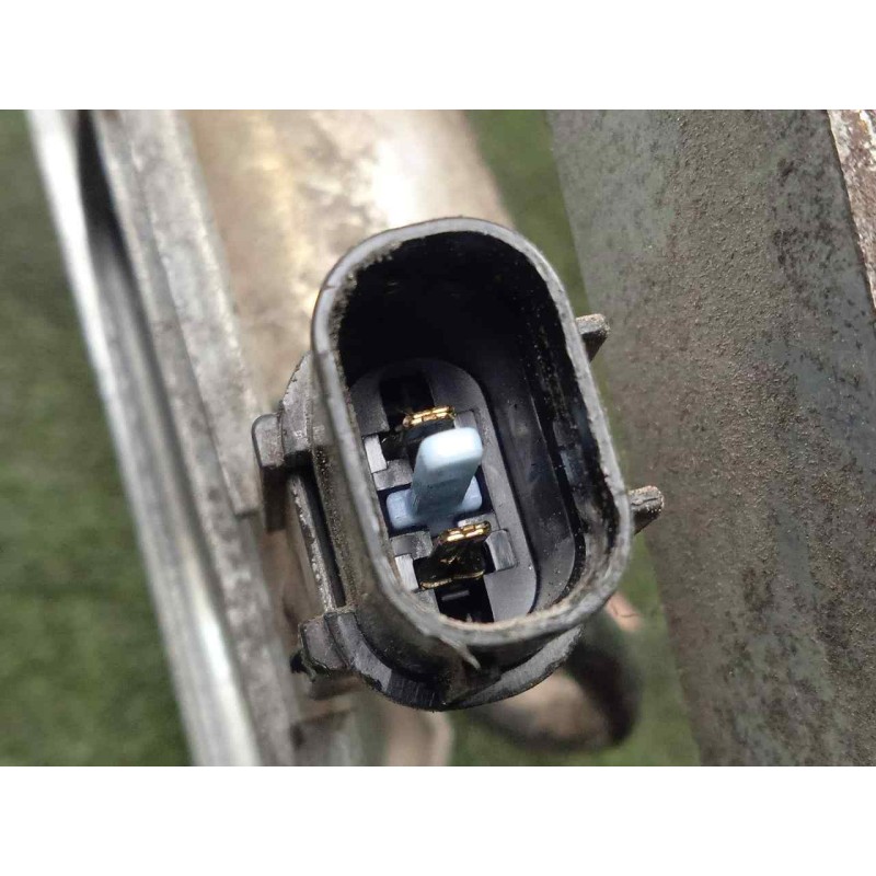 Recambio de elevalunas delantero derecho para isuzu n-serie referencia OEM IAM 8978681132 ELECTRICO - 2.PINES 