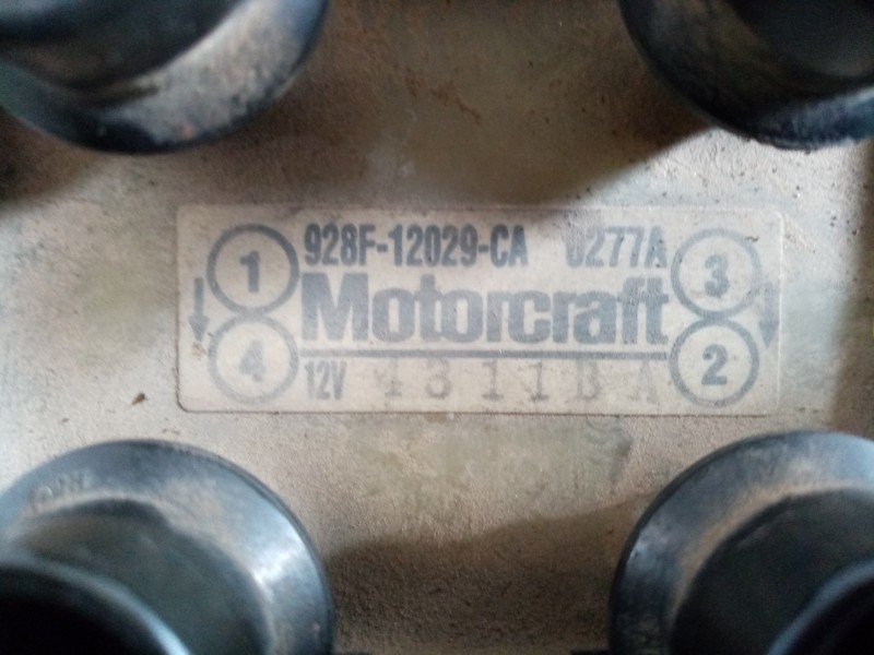 Recambio de bobina encendido para ford fiesta berlina 1.4 16v cat referencia OEM IAM 928F12029CA 3.PINES 