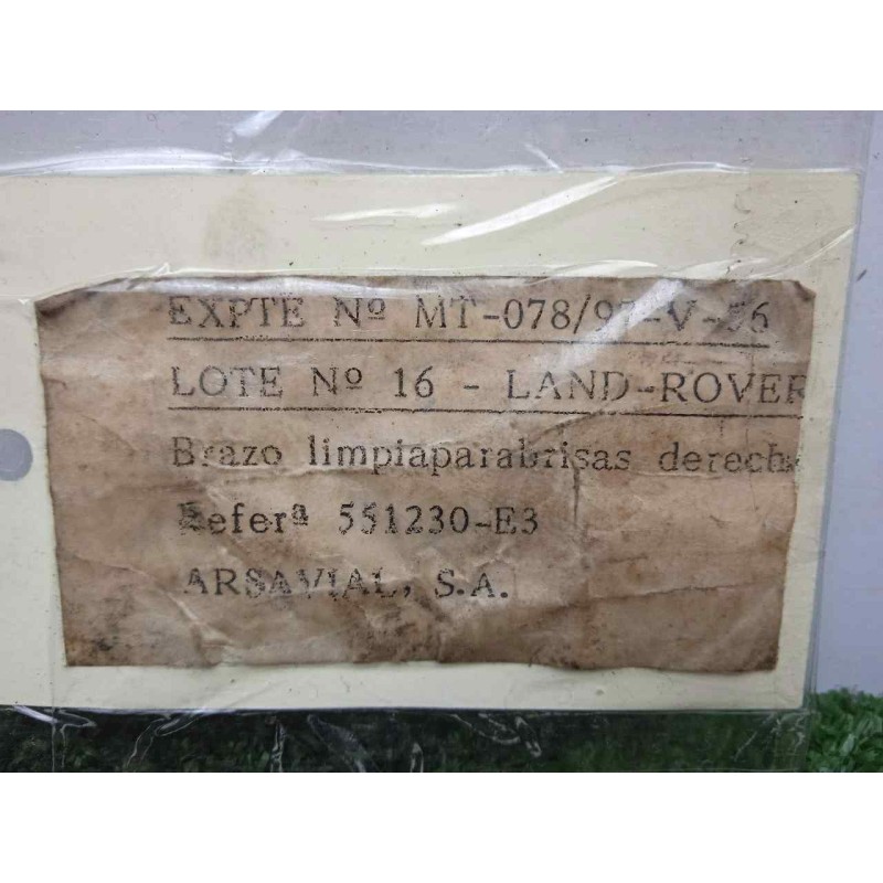 Recambio de brazo limpia delantero derecho para land rover 88 2.3d referencia OEM IAM 551230-551230E3 DOGA 