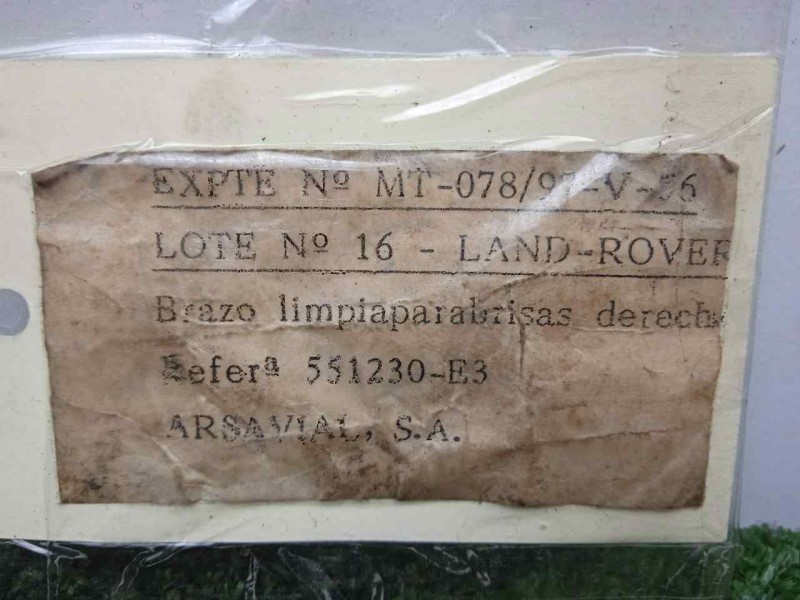 Recambio de brazo limpia delantero derecho para land rover 88 2.3d referencia OEM IAM 551230-551230E3 DOGA 