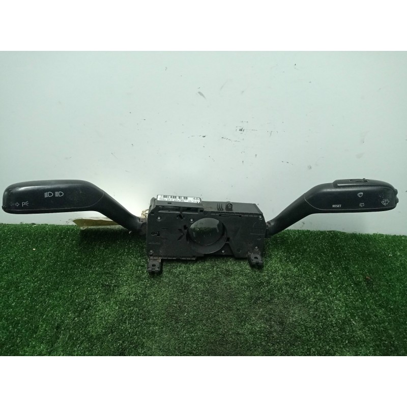 Recambio de mando luces para skoda fabia (5j2 ) 1.2 referencia OEM IAM 7H0953503BL MANDO.DOBLE 