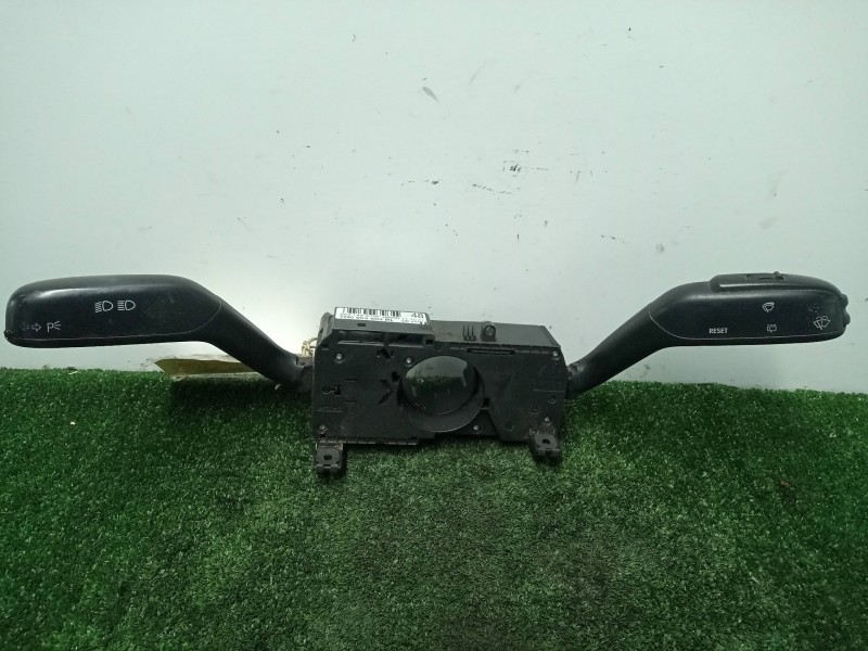 Recambio de mando luces para skoda fabia (5j2 ) 1.2 referencia OEM IAM 7H0953503BL MANDO.DOBLE 