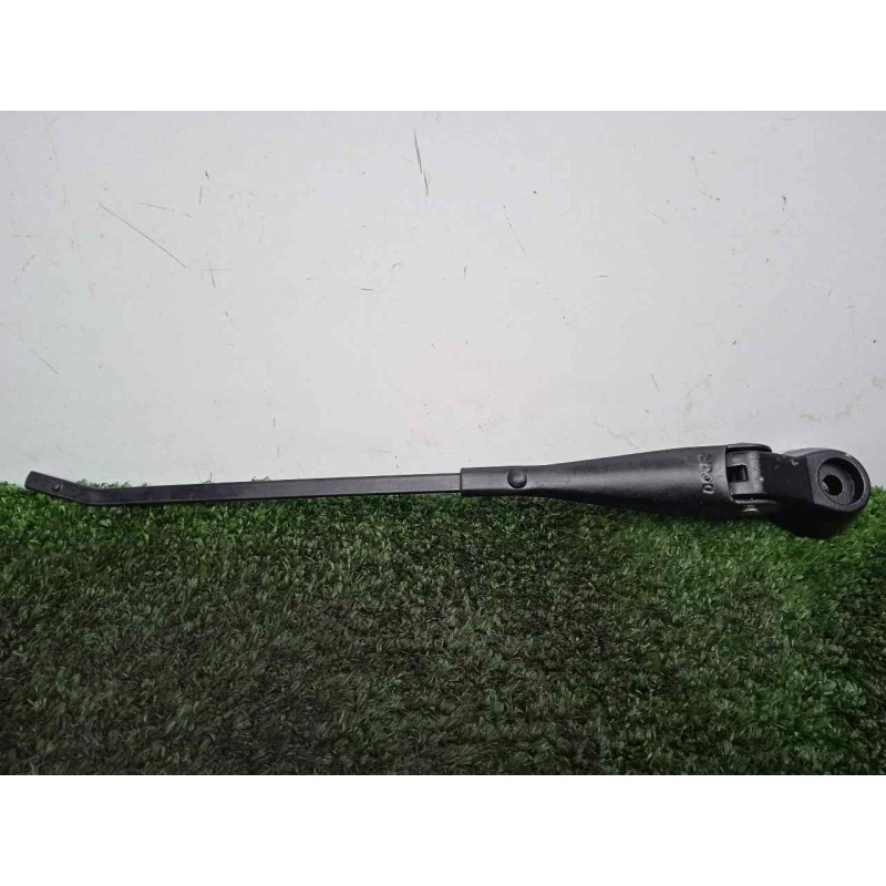 Recambio de brazo limpia delantero derecho para land rover 88 2.3d referencia OEM IAM 551230-551230E3 DOGA 