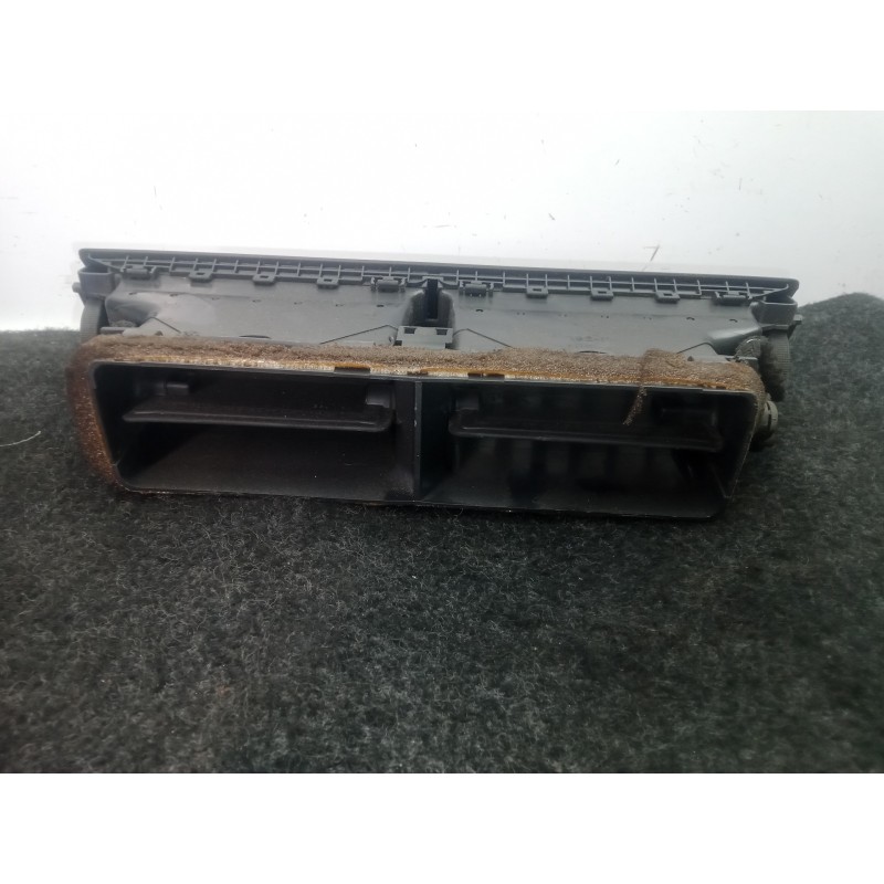 Recambio de aireador delantero central para audi a4 berlina (8e) 1.8 20v turbo referencia OEM IAM 8E0820951H  