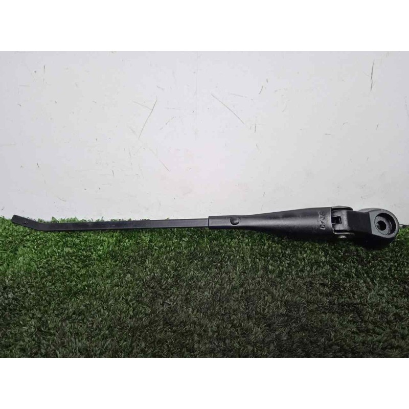 Recambio de brazo limpia delantero derecho para land rover 88 2.3d referencia OEM IAM 551230-551230E3 DOGA 