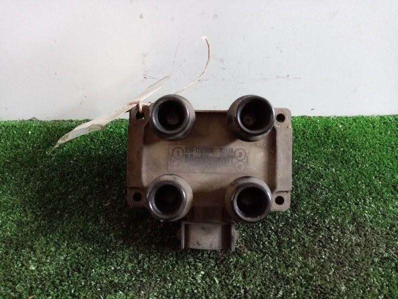 Recambio de bobina encendido para ford fiesta berlina 1.4 16v cat referencia OEM IAM 928F12029CA  928F12029CA