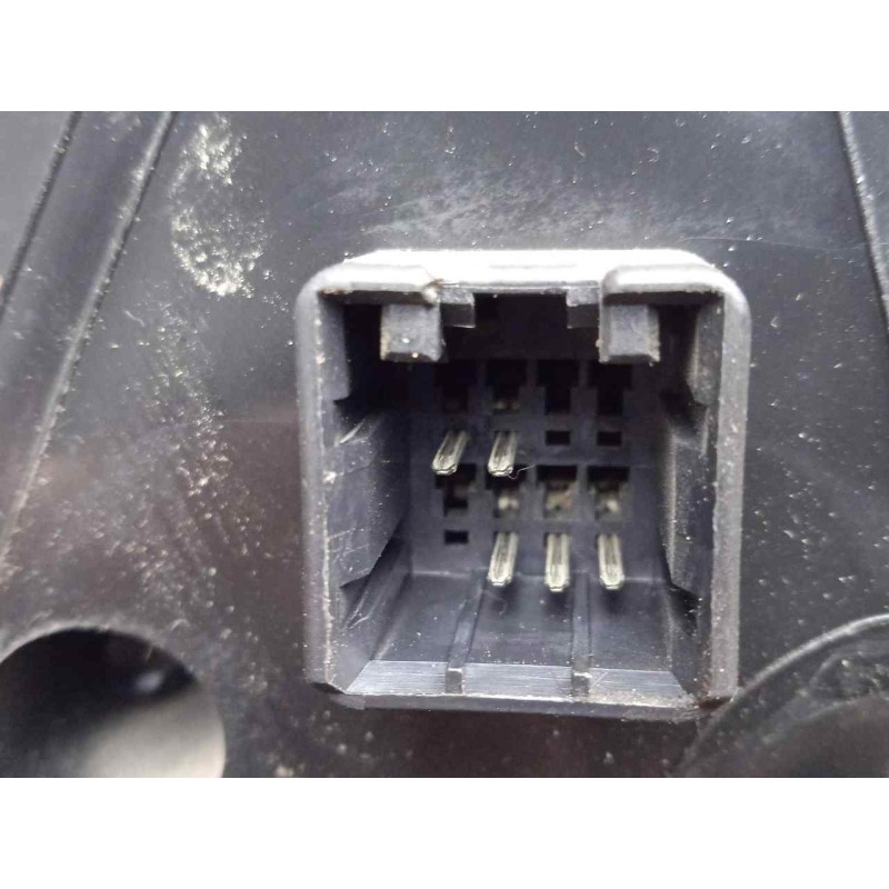 Recambio de retrovisor derecho para kia cerato 1.6 cat referencia OEM IAM SINREFERENCIA ELECTRICO - 5.PINES GRIS