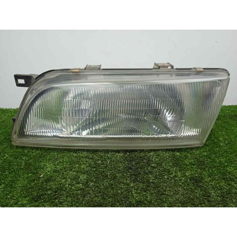 Recambio de faro izquierdo para nissan almera (n15) 1.6 16v cat referencia OEM IAM  95-98 RAYADO