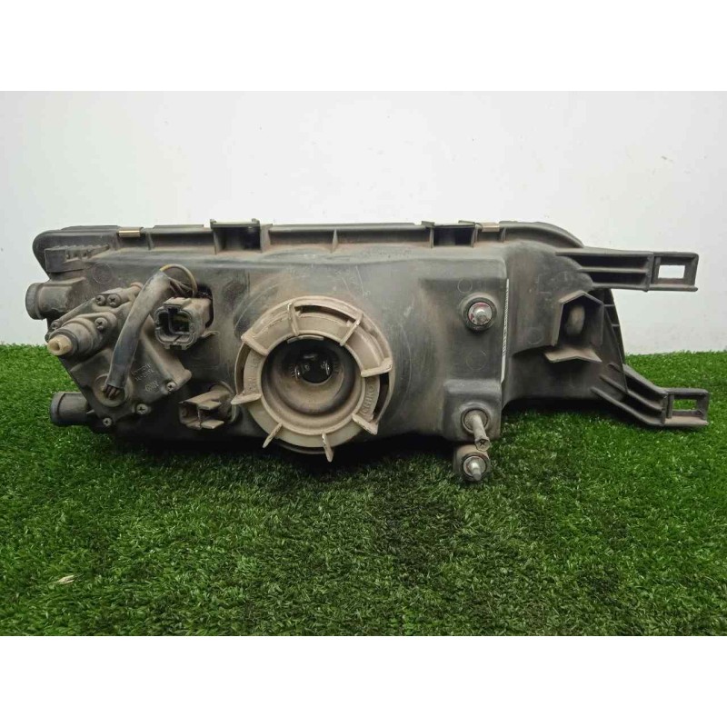 Recambio de faro izquierdo para nissan almera (n15) 1.6 16v cat referencia OEM IAM  95-98 RAYADO